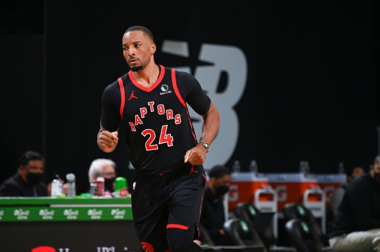 得天独厚的 得天独厚的