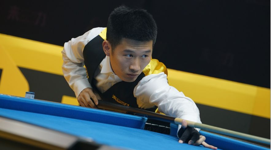 在绿茵场上 在绿茵场上